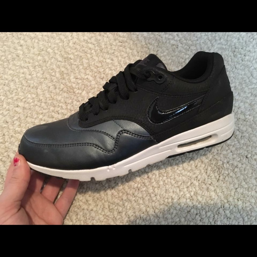 Nike air max